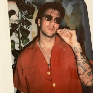 Meet your Posher, Max